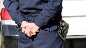 交番襲撃で奪われた命。 “奪われにくい”拳銃入れを前倒し配備へ