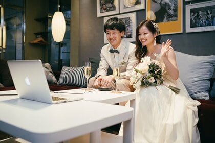 ライフプランが崩れる…カップルの6割が「結婚報告のための帰省ができない」コロナ禍の結婚事情