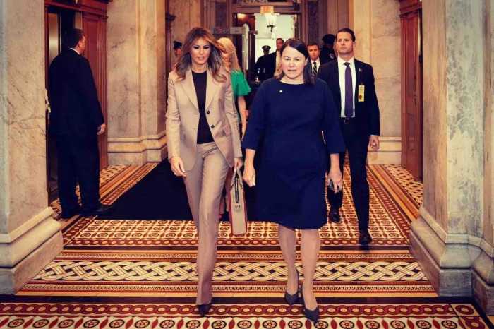 メラニア夫人が単独で議会を訪問した 10月23日メラニア夫人のツイッターより