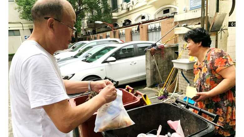 【中国トンデモ事件簿】上海の新ルールで“ゴミ分別大国”に？　注意され管理人の首絞めるトラブルも｜FNNプライムオンライン