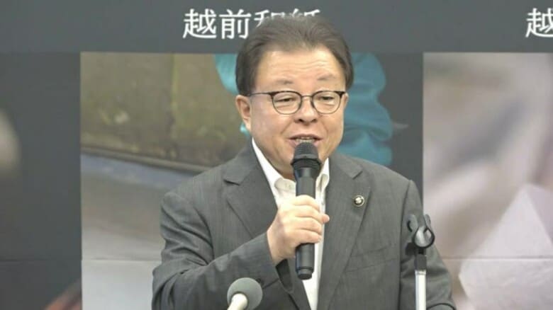 たけふ菊人形に合わせ自動運転バスの実証実験　ハピライン武生駅と会場を無料で周遊　運転手不要の車両を使用し13日間実施【福井】｜FNNプライムオンライン