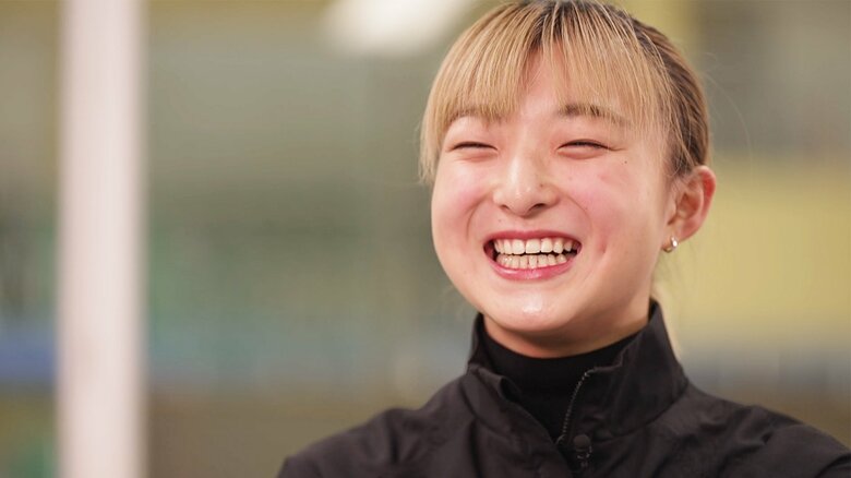 今シーズン、金髪にイメチェンした坂本花織