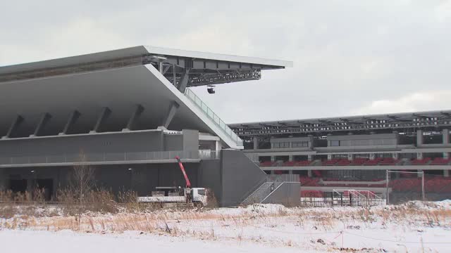 金沢スタジアムの屋根が「飛ぶ」被害！県内で12月観測史上最大の暴風、初積雪も記録