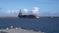 アメリカ原子力空母 93人感染 乗組員半数以上が下船へ