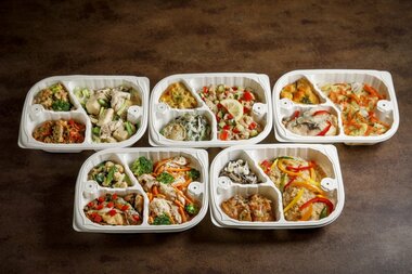 1人の母親の声から生まれた「アスリートのおかずDELI」~ケータリング会社とスポーツ新聞社の挑戦~