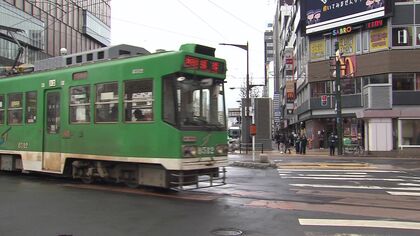 札幌市電が5月から平日ダイヤ1割減便 運行間隔が最大で2分広がる―背景にあるのは“運転手不足”定数73人に対して10人も足りず「地域の交通を守るため休日出勤に頼っている」 対策で基本給9.3％UP