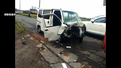 逮捕の22歳男「死のうと思って」　見知らぬ車に意図的に正面衝突か