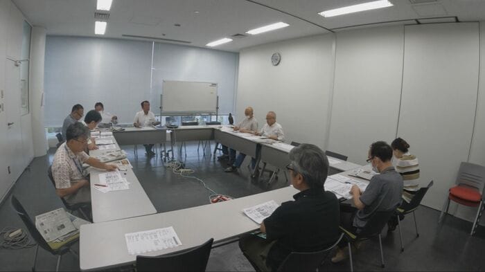 朝刊会議