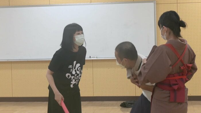 演劇ユニット「翠座」を主宰