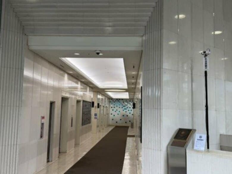 訪れた人の属性・行動・感情をAIが解析してデータに「次世代エントランス監視システム」実証実験フェーズ1が終了