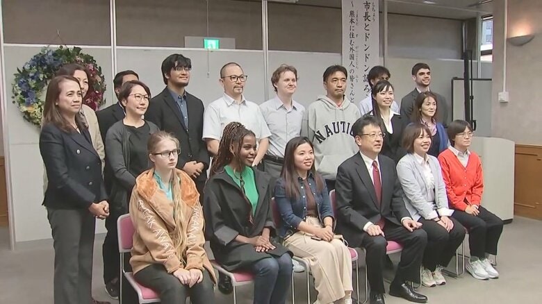 「日本語の申込書3枚は負担…」「お祈り理解して」　大西熊本市長が外国人と意見交換　共生社会への課題を探る｜FNNプライムオンライン