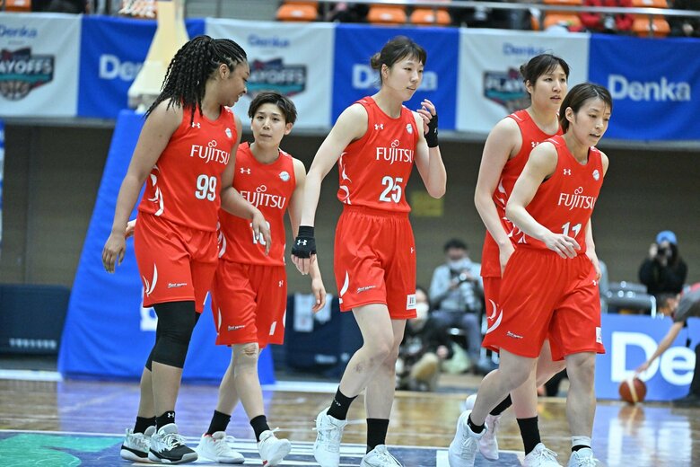勝負強さを見せセミファイナル進出を決めた富士通