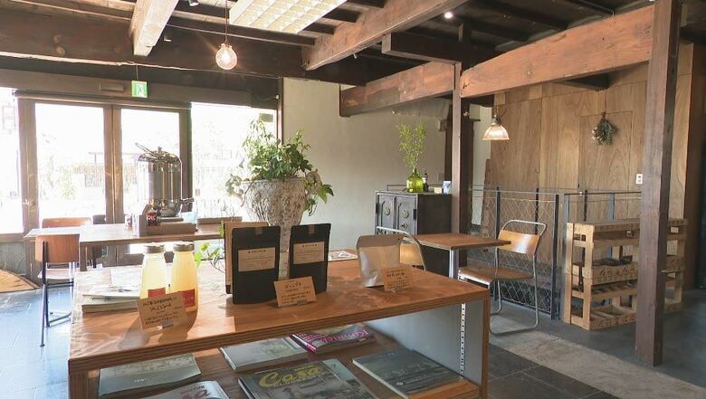 CAFE/SAKE　カド（長野県小諸市本町）