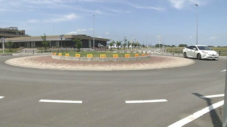 亘理町役場前のラウンドアバウト