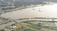 台風25号被害拡大10人死亡4人不明に　土砂崩れ被害相次ぐ　印旛沼堤防決壊で住宅の孤立や冠水続く　暮らしへの影響が長期化