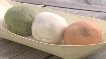 道の駅つちゆの新グルメ　もちっとした三色だんごの中には…福島が誇るブランド肉　生地にも地元の名産が