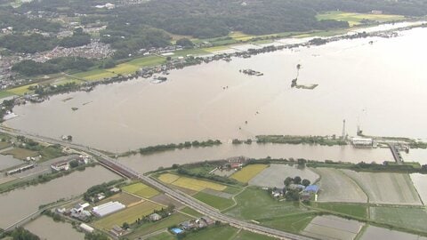 台風25号被害拡大10人死亡4人不明に　土砂崩れ被害相次ぐ　印旛沼堤防決壊で住宅の孤立や冠水続く　暮らしへの影響が長期化