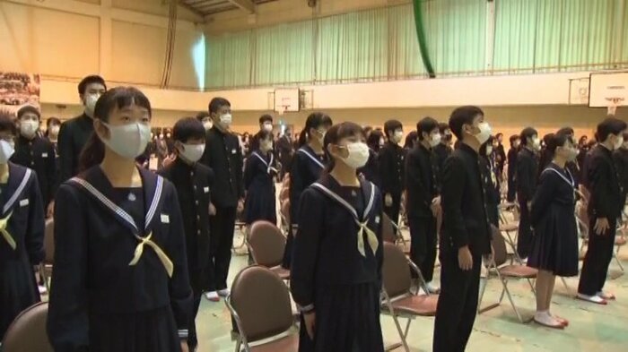 唐津市第五中学校の卒業式 (3月5日)
