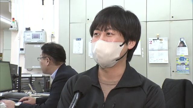 奥で仕事をするのが佐藤町長