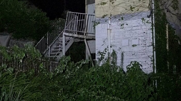 警察は老朽化が原因とみている