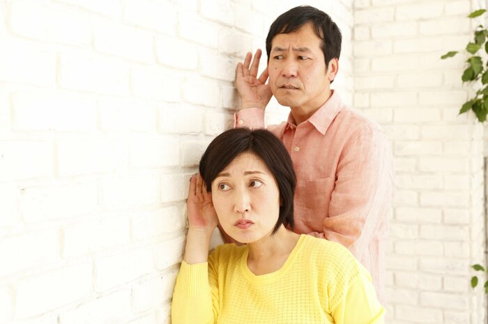 壁越しの音が気になる場面も…(イメージ)