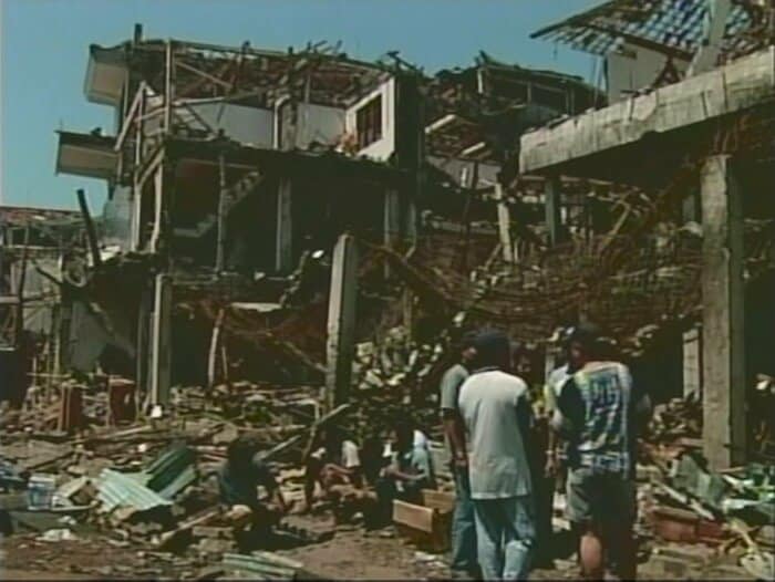 バリ島爆弾テロ事件(2002年10月)