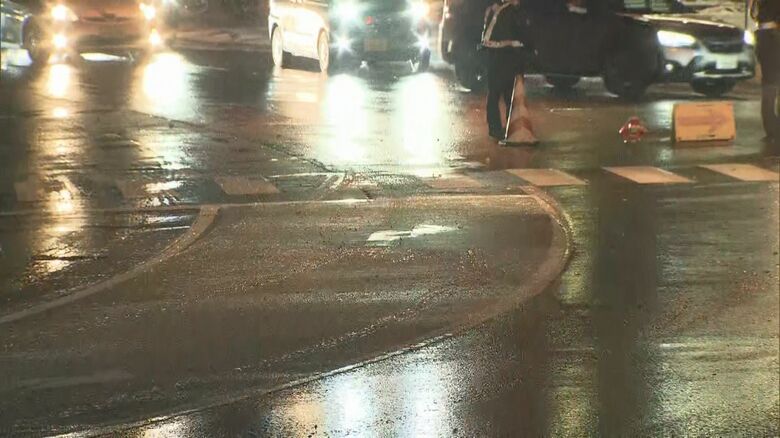 【速報】「車に女性がひかれている」小樽市の国道で高齢女性が道路を横断中に車にはねられる…意識不明の状態で病院に搬送＿20代運転手を逮捕〈北海道〉｜FNNプライムオンライン