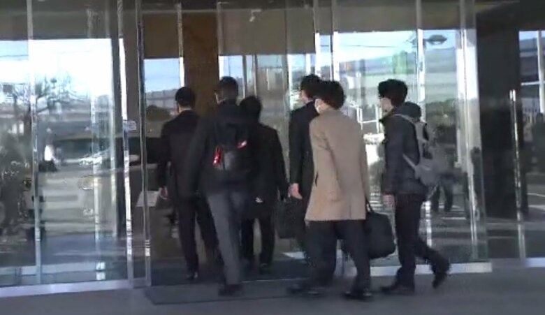 ダイハツ本社に国交省が立ち入り検査　64車種に及ぶ安全性試験の不正問題で｜FNNプライムオンライン