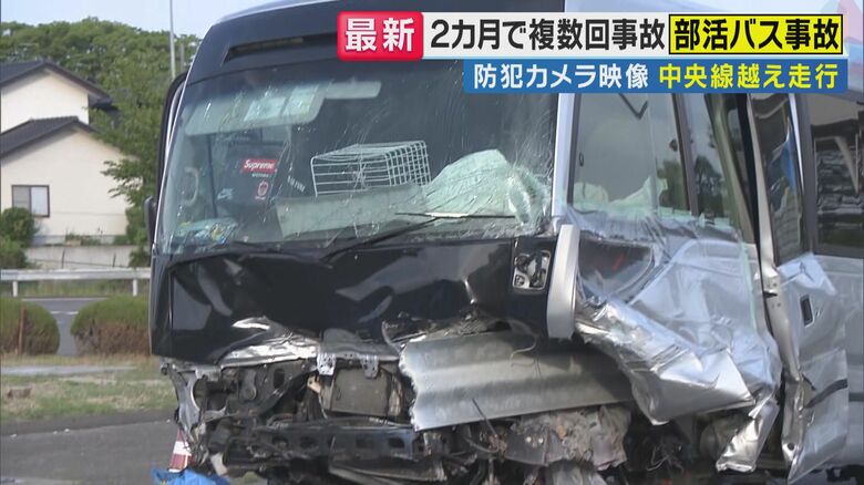 事故のマイクロバス（関西テレビ「旬感LIVEとれたてっ！」より）