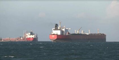 燃料不足のキューバ　３カ月ぶり約10万トンの原油を積んだタンカーが到着　容認したアメリカ「人道支援のため」