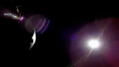 アルテミス計画　宇宙船オリオンが40万6700キロ超の人類最遠到達　難所の月の裏側飛行も成功