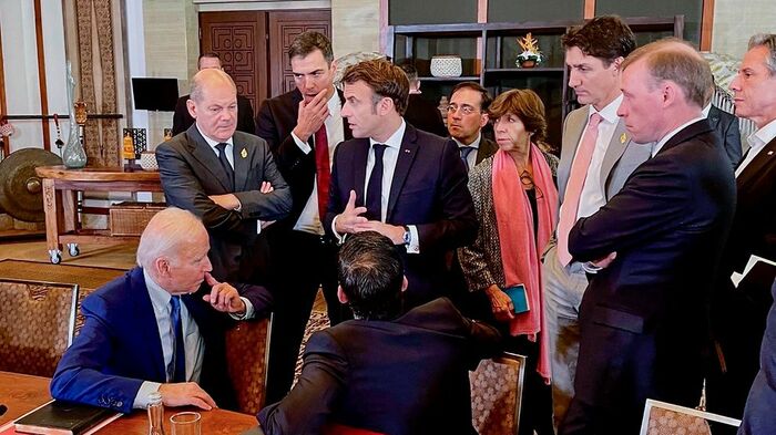アメリカで支援見直しの声も強まる中で、各国の思惑も交差する