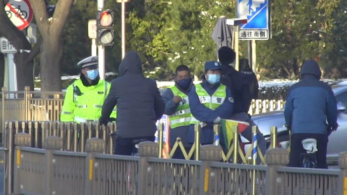 6中全会開催にともない厳戒態勢の北京市内(8日)