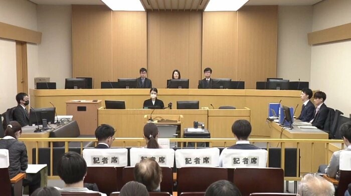 2月17日の法廷