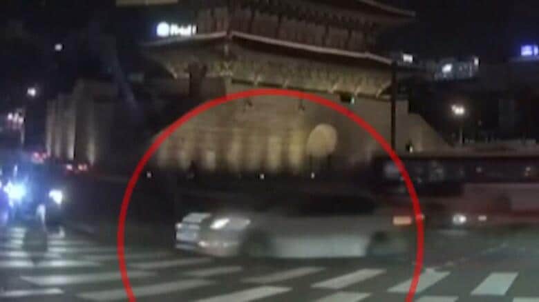 ソウル繁華街で日本人女性が飲酒運転の車にはねられ死亡…38歳娘は重傷　逮捕の30代男「自分がどうやって運転してここに来たか分からない」　東大門駅近くの交差点｜FNNプライムオンライン