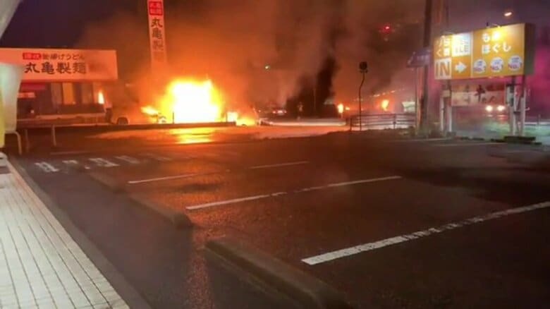 「すごい爆発音」車3台炎上事故　考え事で信号待ちの車に追突　予期せぬ事故に遭遇したら？知っておくべき対応【福島発】｜FNNプライムオンライン