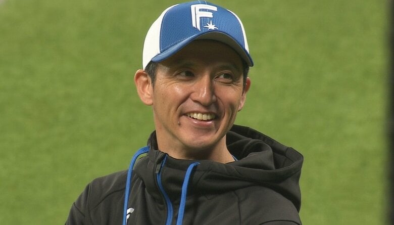 【ファイターズ】前巨人の松本哲也氏が新コーチに就任…来季新たなコーチ陣であと一歩届かなかったリーグ優勝＆日本一へ挑む「選手たちを成長させたい」｜FNNプライムオンライン