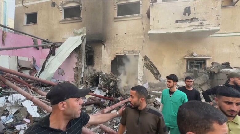 5月5日、ガザ地区南部ラファへのイスラエルによる空爆で6人が死亡したとガザ保健省が発表