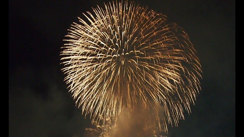 2日間で1万発の花火が打ちあがった