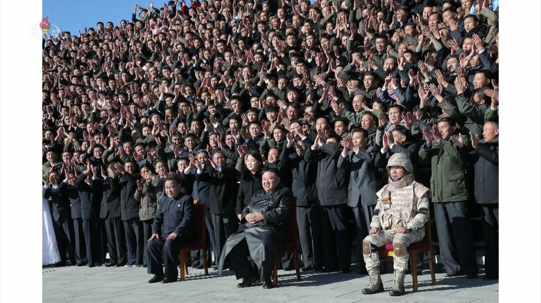 朝鮮中央テレビ（2022年11月27日放送）より