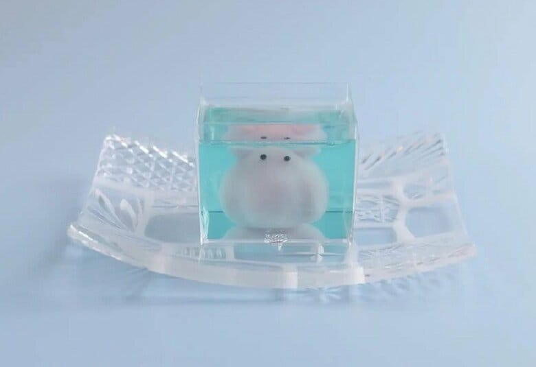 和菓子「ふ和ふ和浮遊水中園」のメンダコ