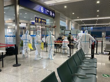 中国の新型コロナ水際対策 厳重検査を実体験