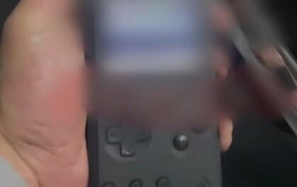 高級車窃盗の“最恐ツール”登場　通称「ゲームボーイ」約490万円　車からの信号利用でドア解錠やエンジン始動