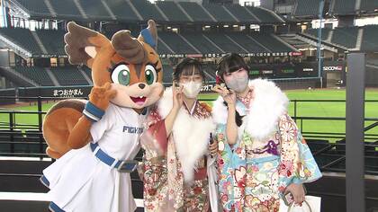 コロナ制限後初の成人の日「久しぶりに会えうれしい」「育ててくれてありがとう」…メークもポイント 今どき20歳の理想の大人像は？