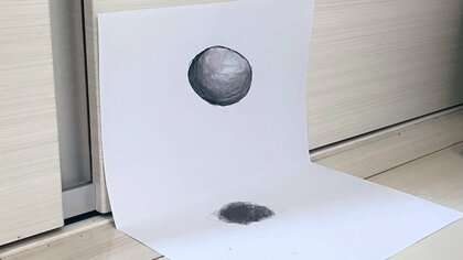 「このデッサンを7歳が?」小2男児が描いた“球体”の画力がすごい…自由帳は年に20冊以上?お気に入り作品を見せてもらった