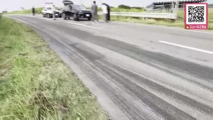 ミニパト（小型警ら車）と乗用車が衝突_70代女性が病院搬送_どちらかが対向車線にはみ出して接触か_北海道稚内市