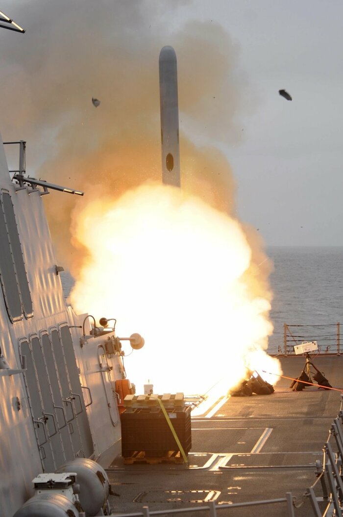 米海軍のトマホーク巡航ミサイル。日本はトマホーク・ブロックⅣとブロックⅤを導入する(米国防総省公式画像)
