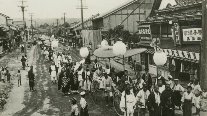 金沢で創業した福音館書店(写真右)提供:福音館書店
