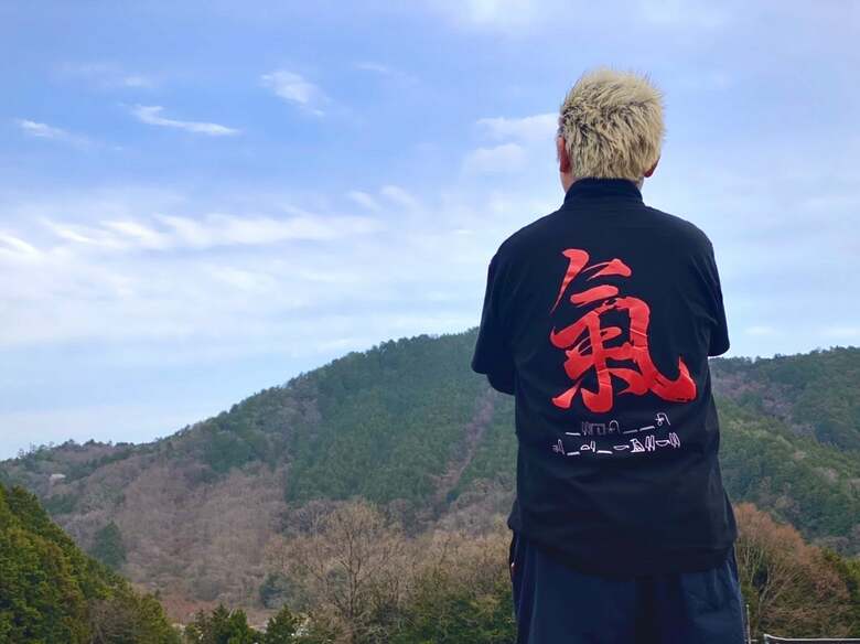 「氣」の力で元氣を届けたい。Tシャツから農業まで手掛け、漢字が持つ力で社会貢献を目指す學問プロジェクトの全貌