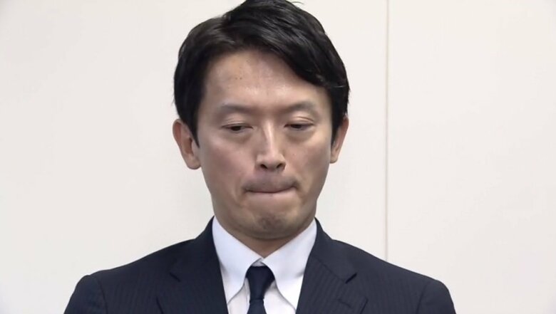 レゴは？スポーツシューズは？海苔は？スキーウェアは？　斎藤知事2度目の証人尋問終了「厳しい批判受け止める」　机たたいた状況を再現する場面も｜FNNプライムオンライン
